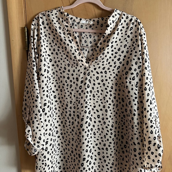 Animal Print Blouse size 2x - Picture 1 of 3